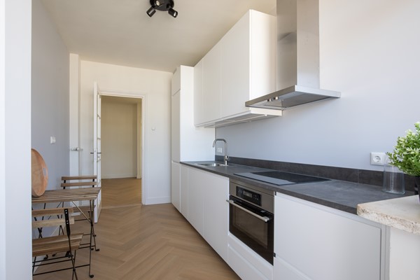 Medium property photo - Groen van Prinstererlaan 117, 2555 HM Den Haag